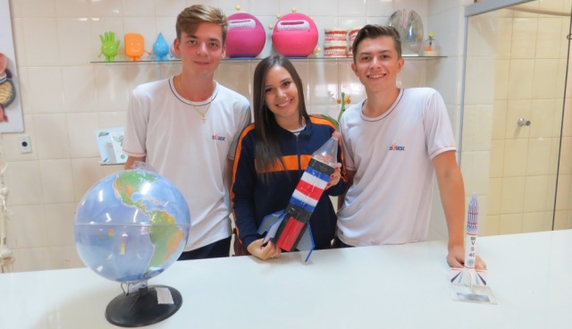 Estudantes representarão a EDUSESC na Olimpíada Brasileira de Foguetes – Rio de Janeiro