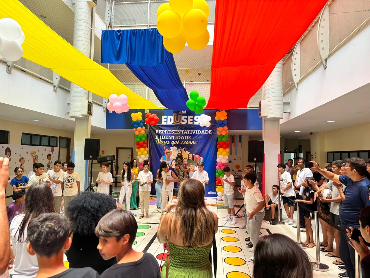 Estudantes da EduSesc Gama celebram diversidade e autenticidade por meio do projeto Vozes Que Ecoam